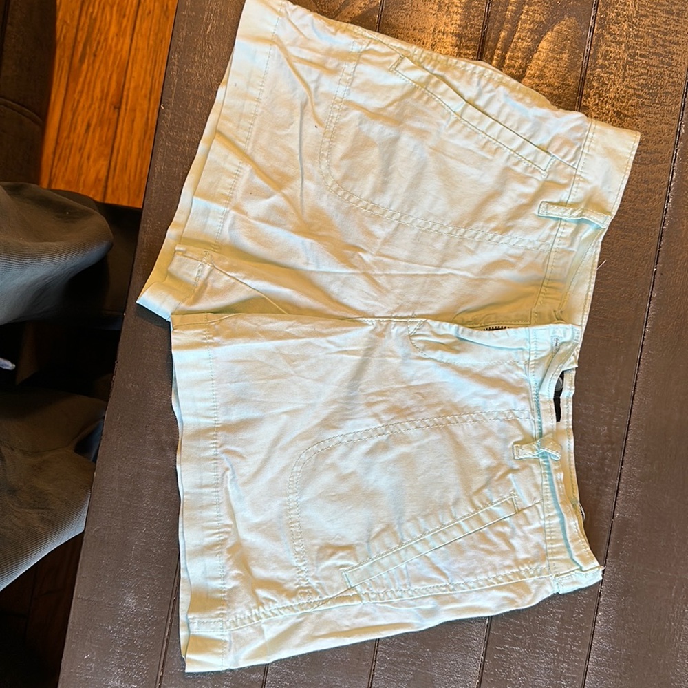 Calvin Klein khaki shorts size 2, mint green in great condition